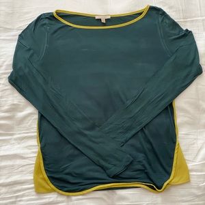Green and yellow trimmed long sleeve cotton Tee